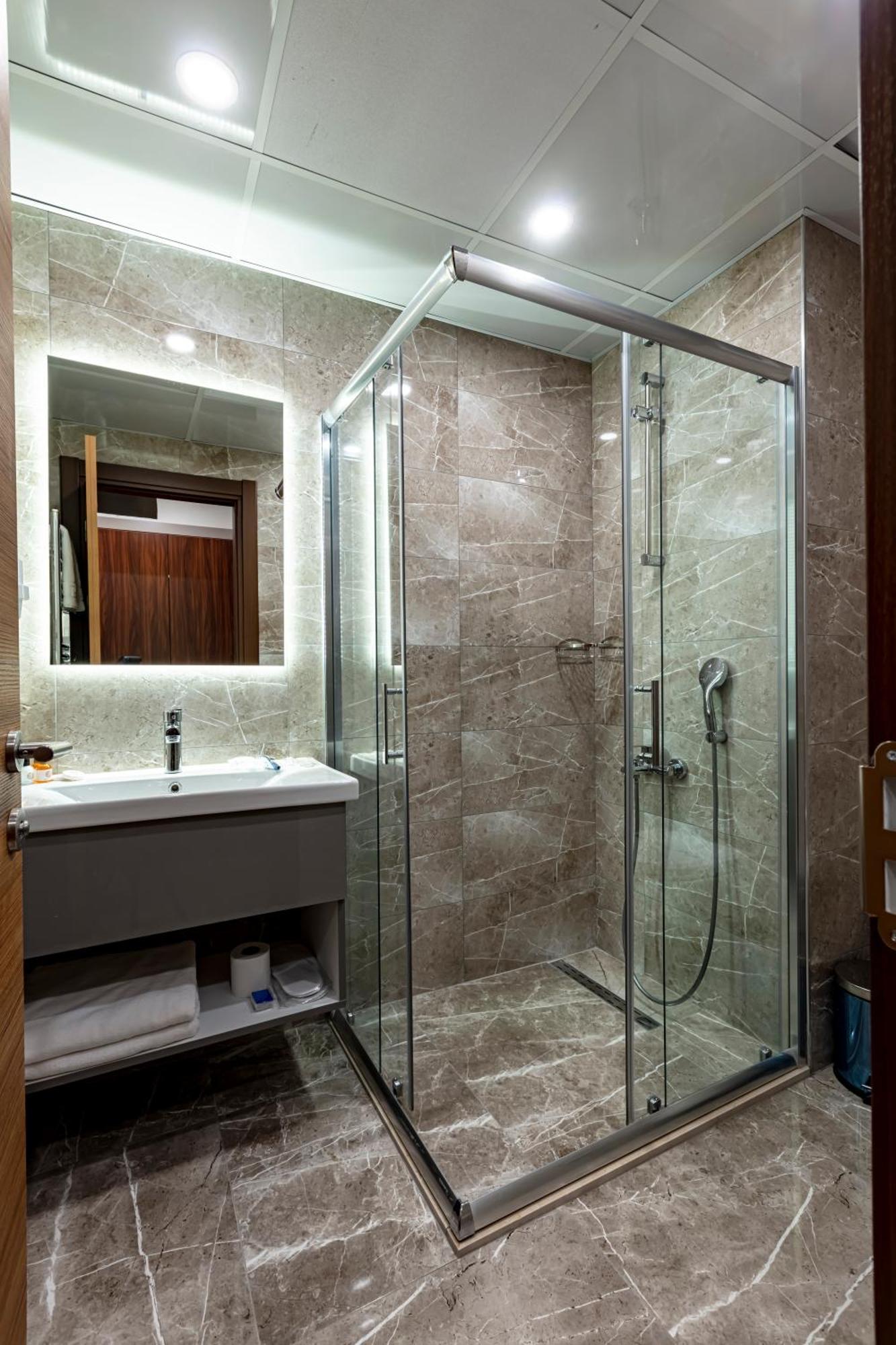 Grand Hamit By Karadayi Airport Hotel Arnavutkoy Екстер'єр фото